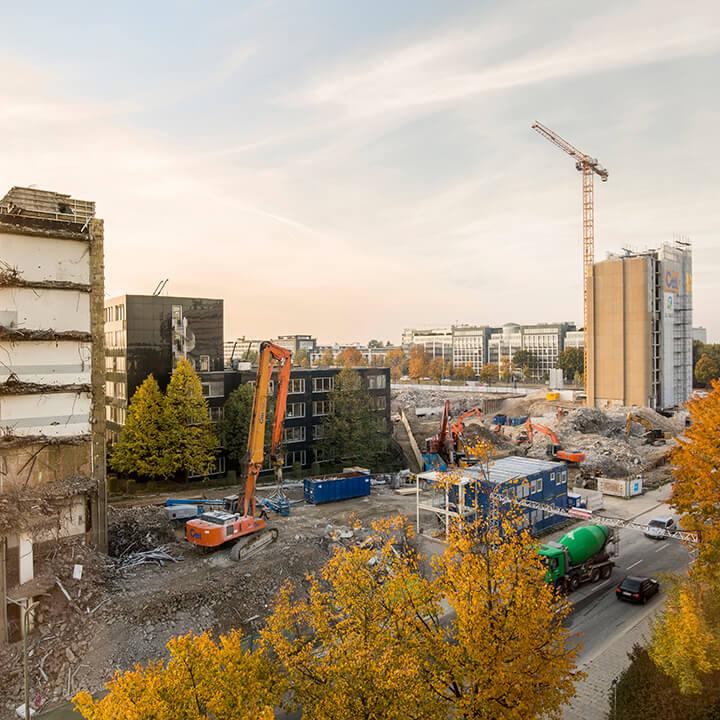 Blick auf die Baustelle aus der Marketing-Lounge der BAVARIA TOWERS by CSMM – architecture matters